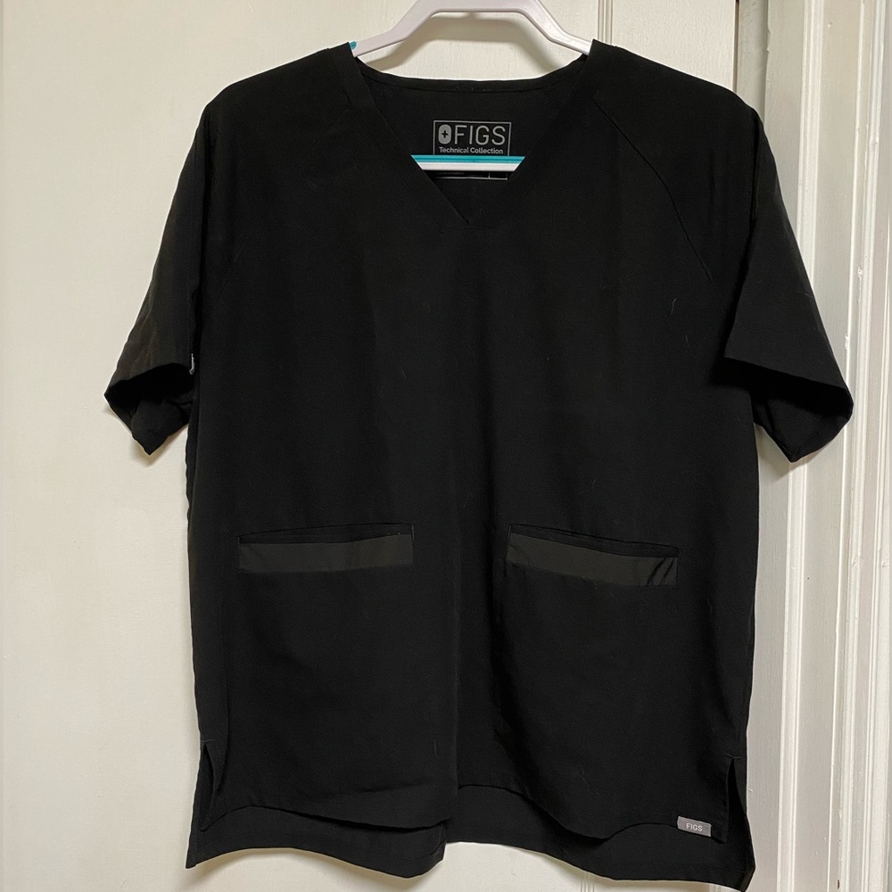 Black FIGS scrub top size LARGE